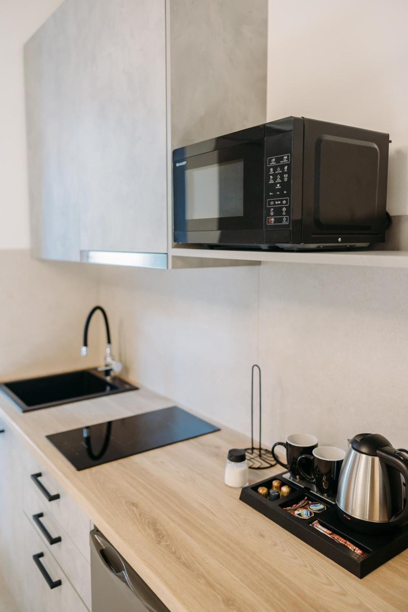 Apartment Center *