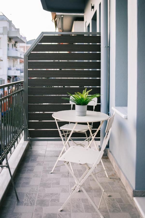 Apartment Center *