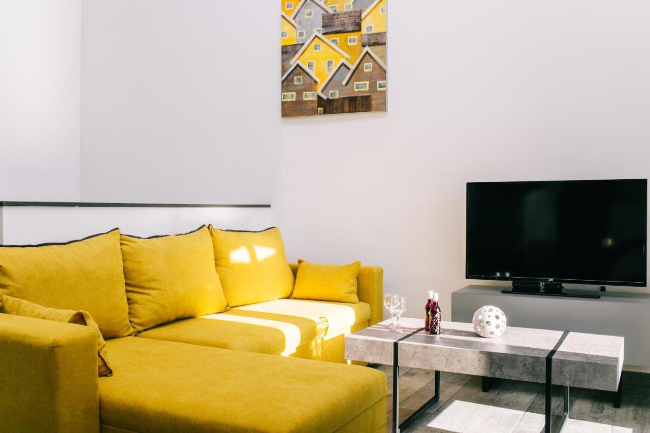 Apartment Center